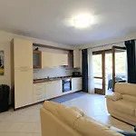Ampio 2 Camere Vista Via Bafile